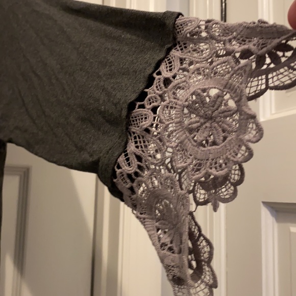 Gray dress - Picture 4 of 5